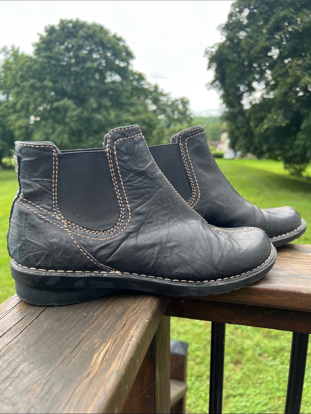 Clarks Bendable Boots 
Women’s